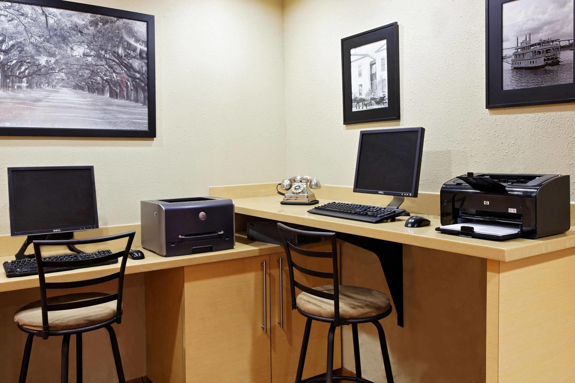 Towneplace Suites Savannah Midtown Buitenkant foto